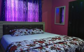 Marble Hill Hotel
